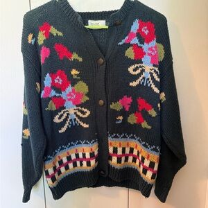 Elegant Floral Knit Cardigan in Black